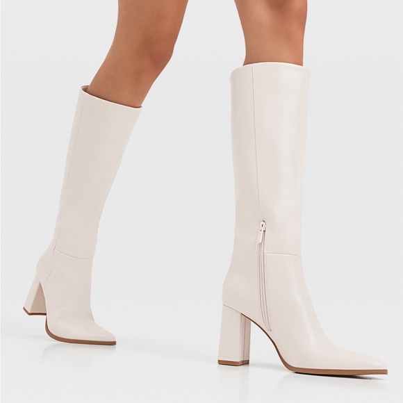 New Stradivarius heeled boots - Picture 4 of 5